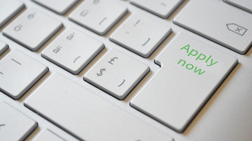 Keyboard with Apply now