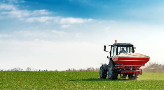 Farm vehicle