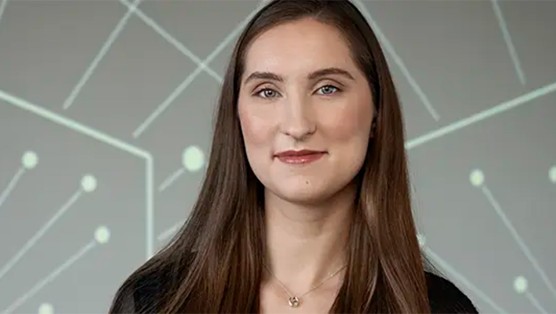 Kathlén Kohn.