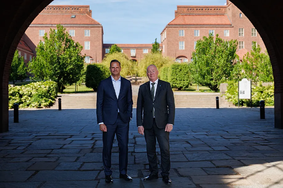 Two men at KTH Campus